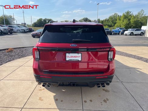 New 2025 Ford Explorer ST w/ Sun And Sound Package image 22