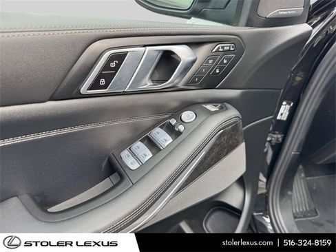 Used 2024 BMW X7 xDrive40i w/ Executive Package image 24