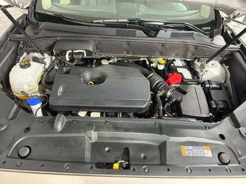 Used 2020 Lincoln Nautilus Reserve image 27