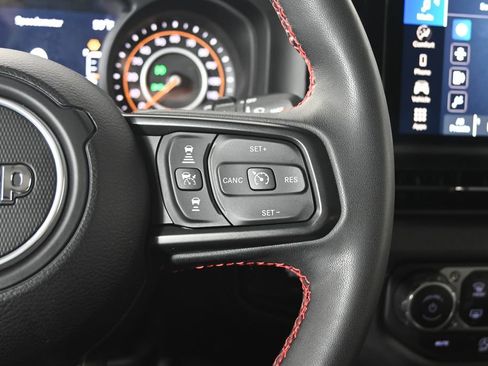 Used 2024 Jeep Wrangler Unlimited Rubicon w/ Dual Top Group AWD/4WD image 35