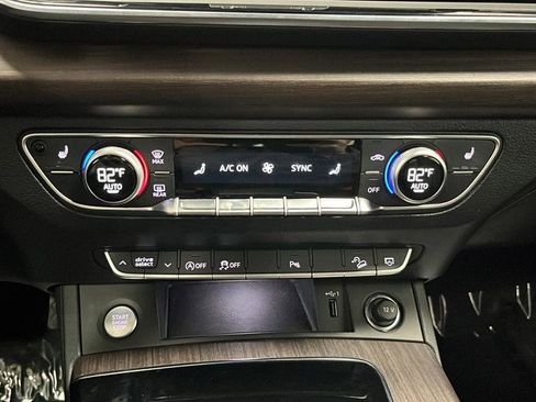 Used 2022 Audi Q5 2.0T Premium w/ Convenience Package image 18