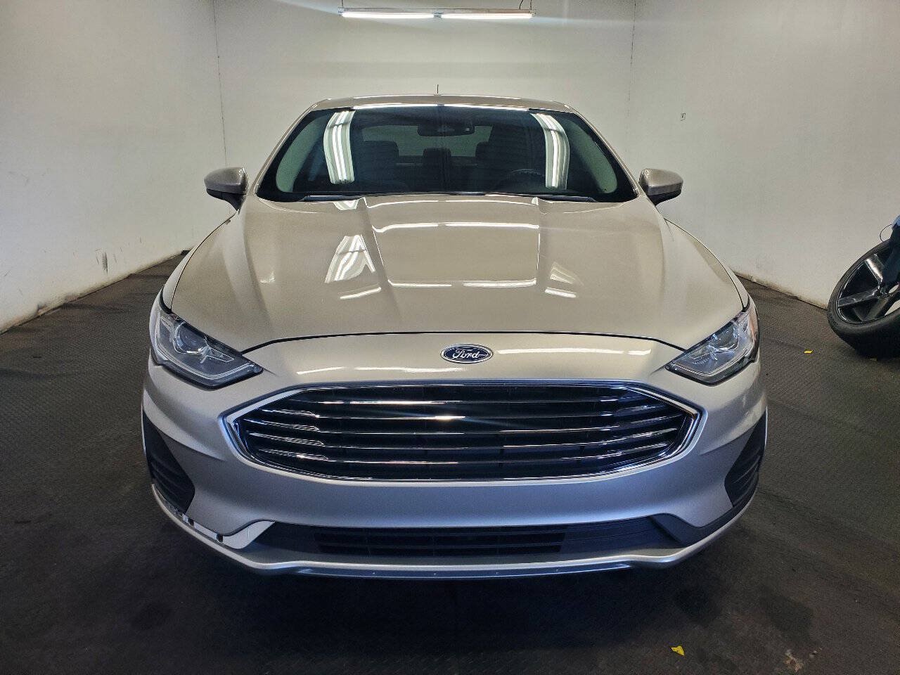 Used 2019 Ford Fusion S FWD image 2