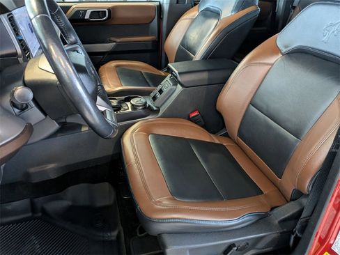 Used 2022 Ford Bronco Outer Banks image 16