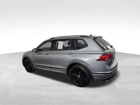 Used 2021 Volkswagen Tiguan SE R-Line AWD/4WD image 10