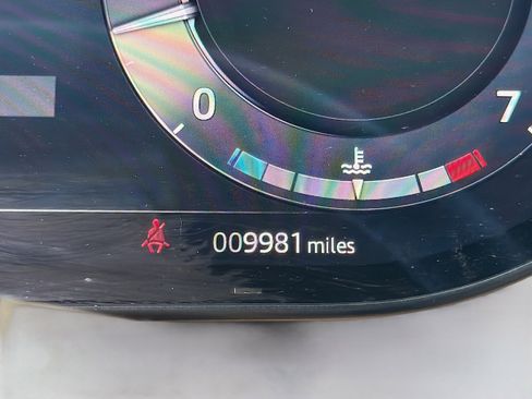 Used 2024 Land Rover Range Rover Long Wheelbase SE image 41