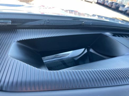 Used 2025 Jeep Wagoneer S Launch Edition w/ Trailer Tow Group image 28