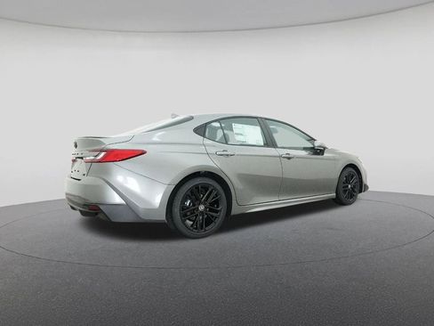 New 2026 Toyota Camry SE image 25