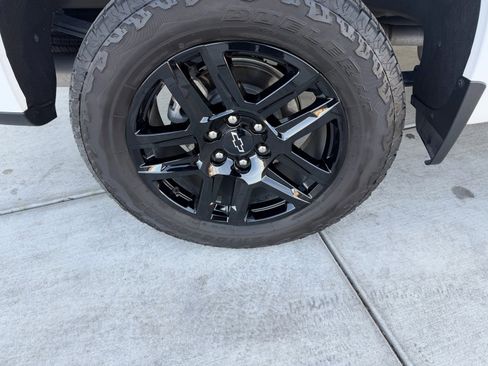 Used 2023 Chevrolet Silverado 1500 RST w/ Convenience Package II image 29