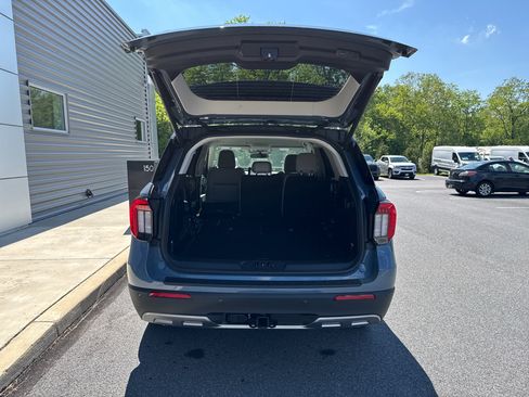 New 2026 Ford Explorer Active w/ Active Comfort Package AWD/4WD image 7