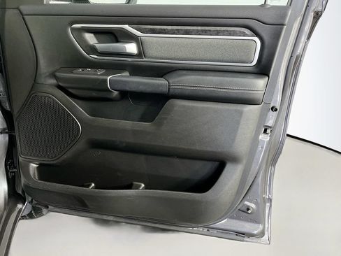 Used 2022 RAM 1500 Big Horn AWD/4WD image 37