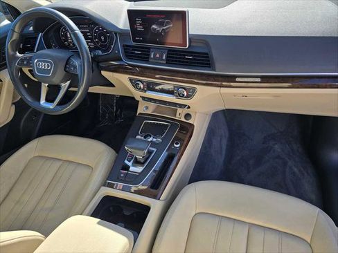 Used 2019 Audi Q5 2.0T Premium Plus w/ Premium Plus Package AWD/4WD image 10