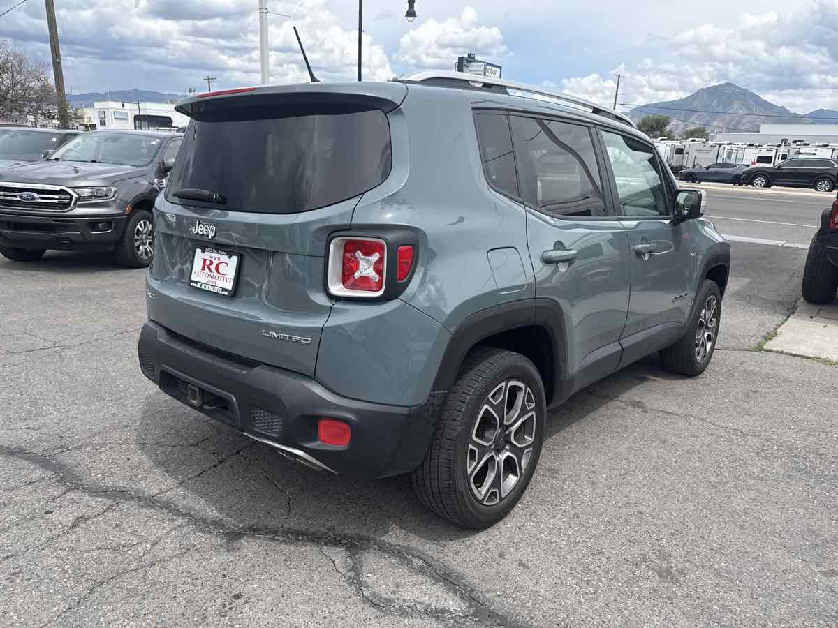Used 2017 Jeep Renegade Limited AWD/4WD image 6