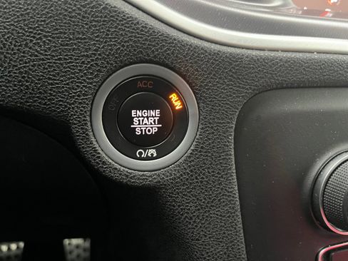 Used 2020 Dodge Charger Scat Pack w/ Driver Convenience Group image 31