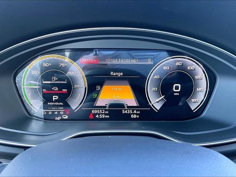 Used 2021 Audi Q5 e Premium Plus w/ Premium Plus Package AWD/4WD image 26