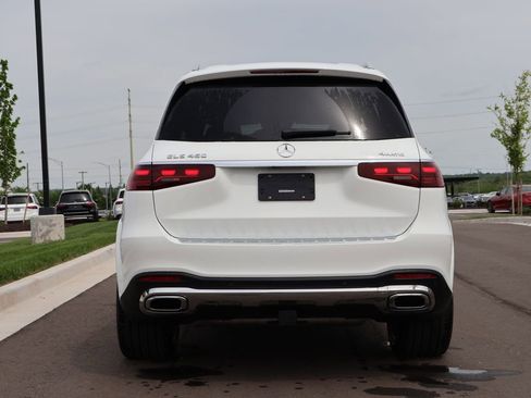 New 2026 Mercedes-Benz GLS 450 4MATIC image 6