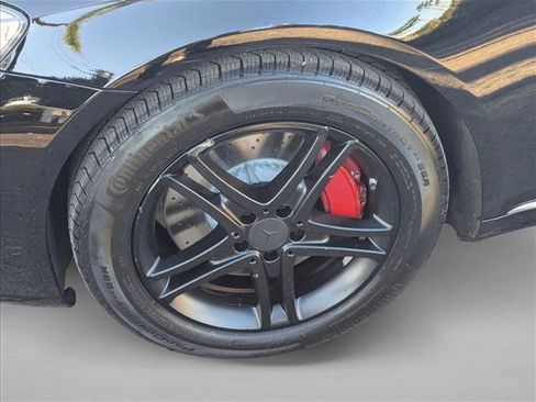 Used 2015 Mercedes-Benz S 550 4MATIC Sedan image 25