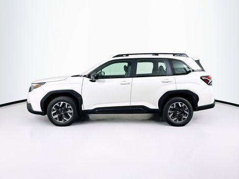 Used 2026 Subaru Forester AWD/4WD image 4