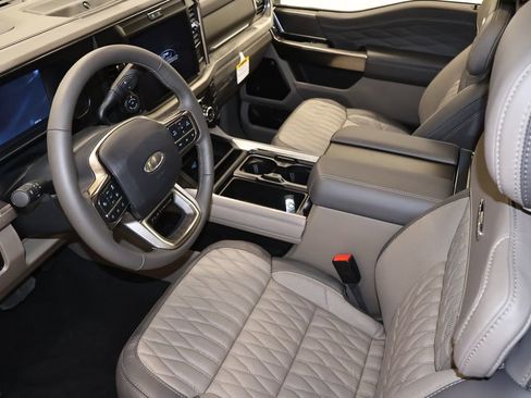New 2026 Ford F450 Platinum AWD/4WD image 29