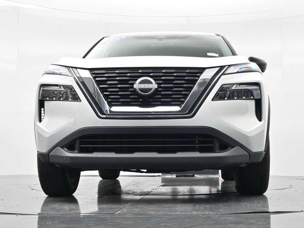 Used 2023 Nissan Rogue S FWD image 27