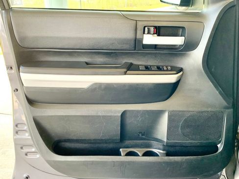 Used 2021 Toyota Tundra SR5 RWD image 13