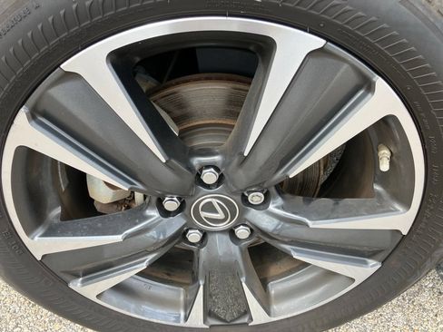 Used 2024 Lexus UX 250h FWD w/ Premium Package image 12