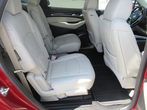 Used 2024 Buick Enclave Premium w/ Experience Buick Package FWD image 34