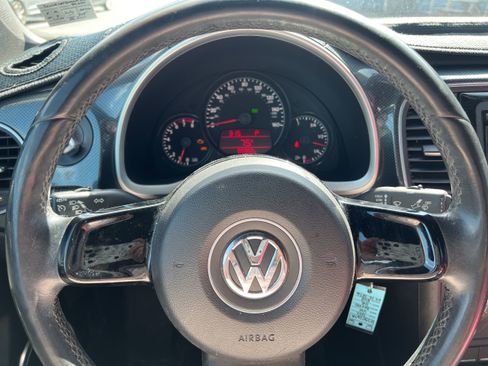 Used 2012 Volkswagen Beetle Turbo image 12