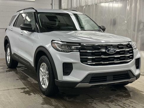 New 2026 Ford Explorer Active image 31