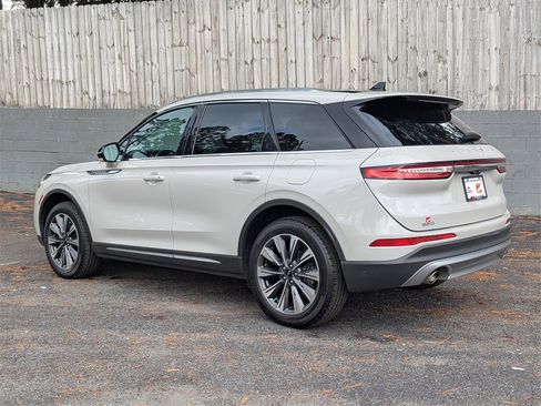 Used 2022 Lincoln Corsair Reserve w/ Elements Package image 3