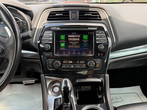 Used 2020 Nissan Maxima SR w/ Sport Mat Group image 21