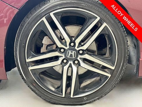 Used 2016 Honda Accord Sport image 29