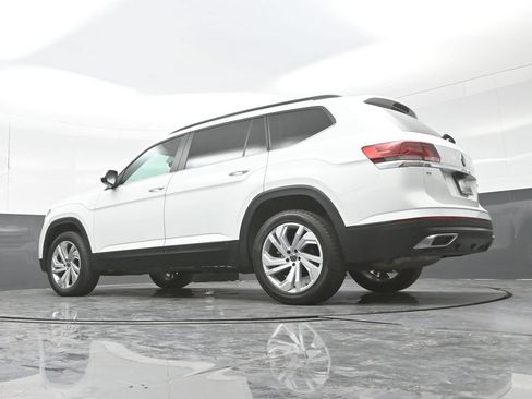 Used 2023 Volkswagen Atlas SE w/ Panoramic Sunroof Package AWD/4WD image 36
