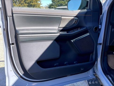 New 2026 Ford Expedition Tremor image 8