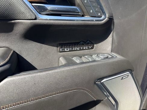 Used 2024 Chevrolet Silverado 1500 High Country w/ High Country Premium Package image 25