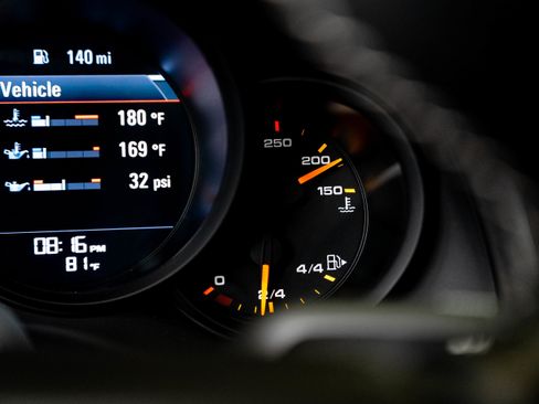 Used 2018 Porsche 911 GT3 RWD image 62