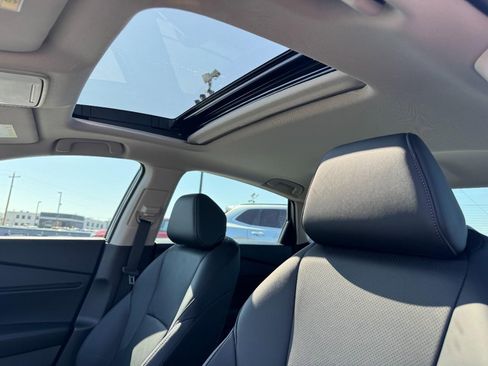 Used 2023 Honda Accord EX-L image 19