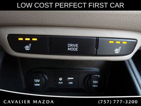 Used 2022 Hyundai Accent Limited FWD image 27