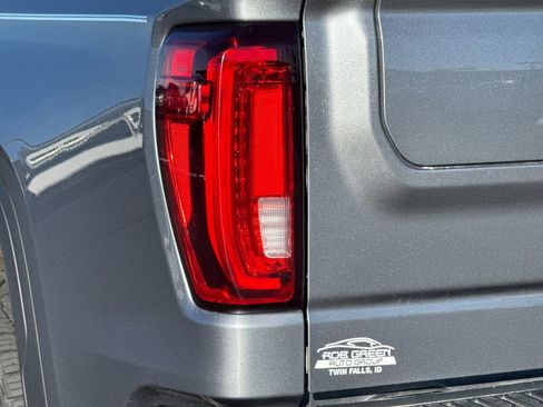 Used 2020 GMC Sierra 1500 SLT w/ Driver Alert Package I AWD/4WD image 32