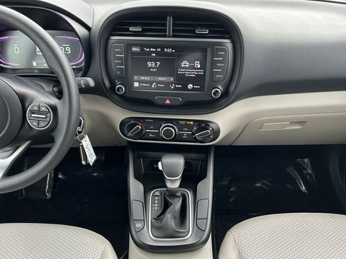 Used 2025 Kia Soul S image 12
