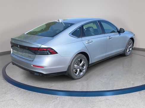 New 2026 Honda Accord EX-L image 7