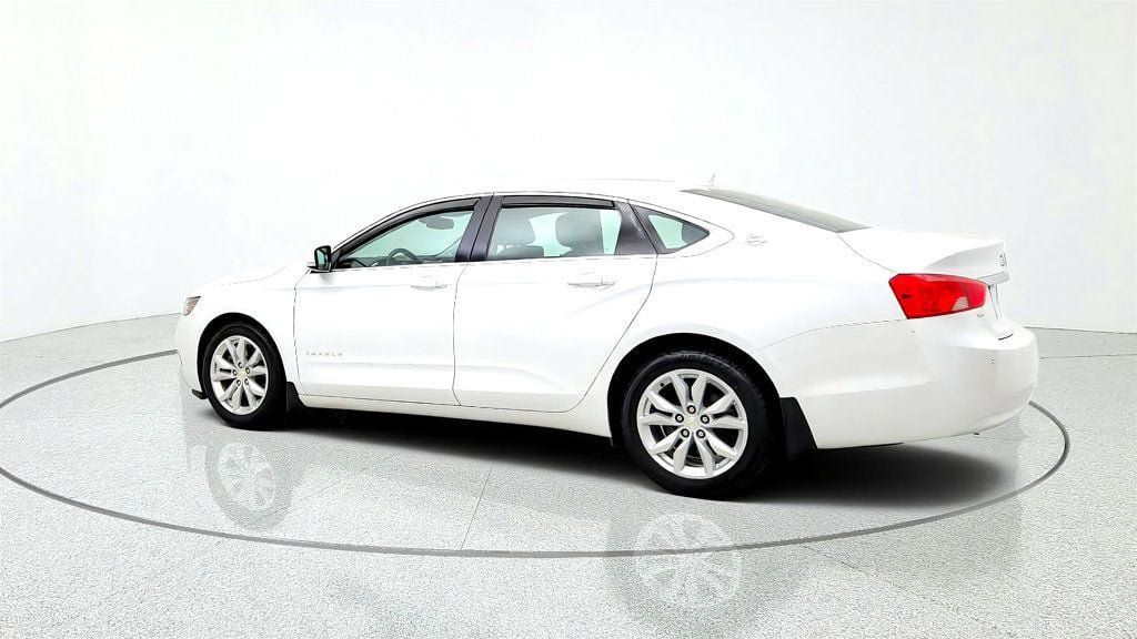 Used 2017 Chevrolet Impala LT w/ Convenience Package FWD image 7