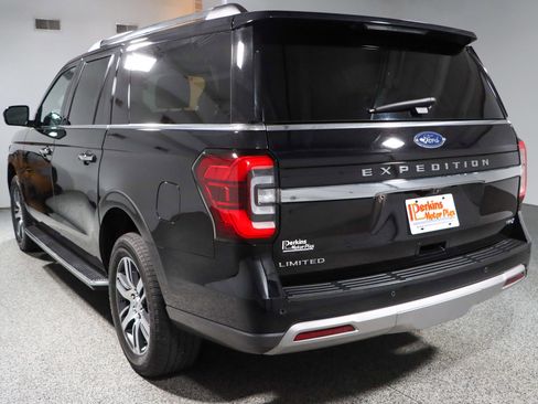 Used 2023 Ford Expedition Max Limited image 9
