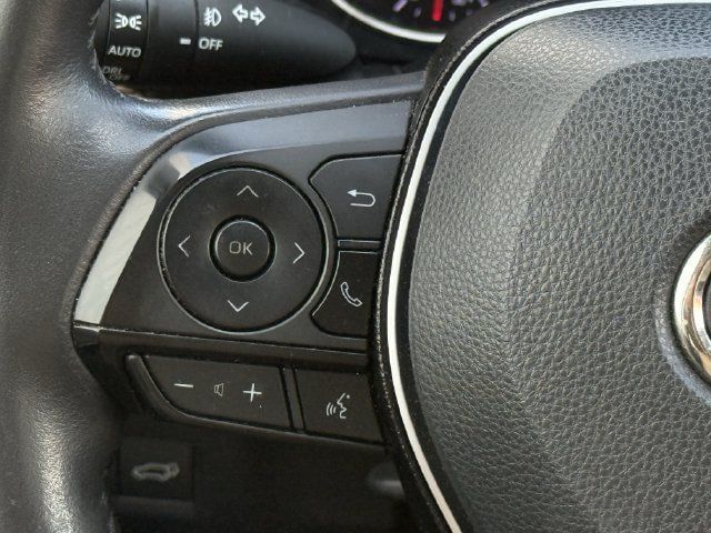 Used 2019 Toyota RAV4 XLE Premium w/ Cold Weather Package AWD/4WD image 12