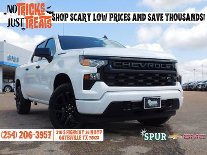 New 2025 Chevrolet Silverado 1500 Custom w/ Turbomax Blackout Package