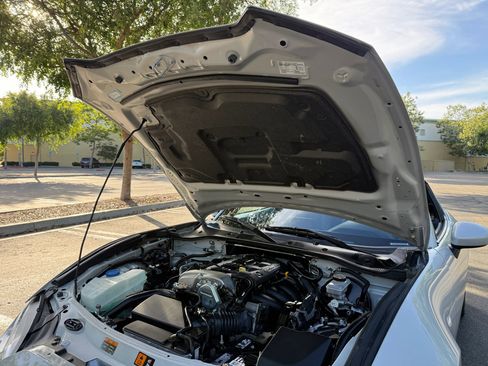 Used 2018 MAZDA MX-5 Miata RF Grand Touring RWD image 38