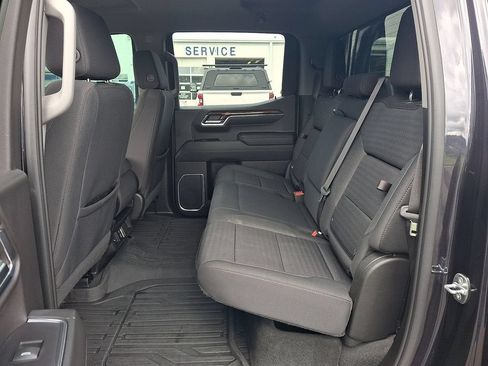Used 2022 GMC Sierra 1500 Elevation w/ LPO, Elevation Black Package AWD/4WD image 10