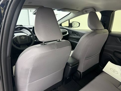 New 2026 Toyota Prius LE image 29