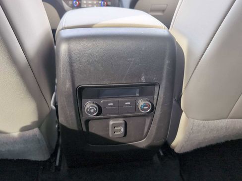 Used 2023 Buick Enclave Essence w/ Experience Buick Package image 21