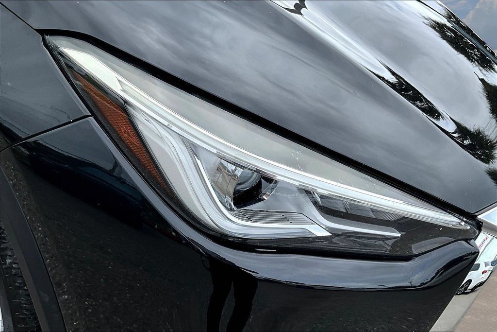 Used 2019 INFINITI QX50 Essential w/ Proactive Package AWD/4WD image 32