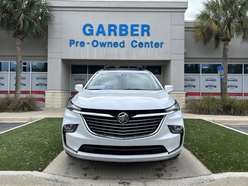 Used 2023 Buick Enclave Premium w/ Experience Buick Package image 4